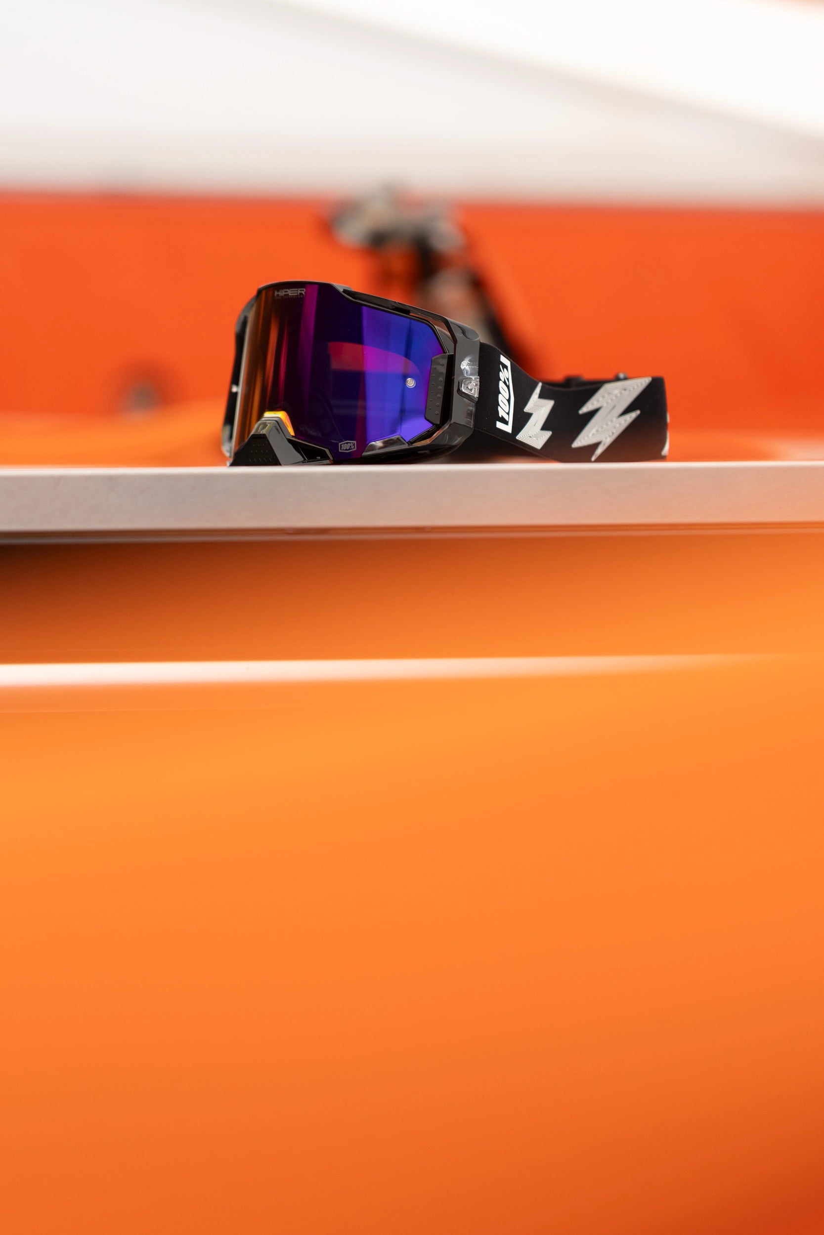 Goggle 100% Armega Crenshaw Lente Hiper Purpura Espejo